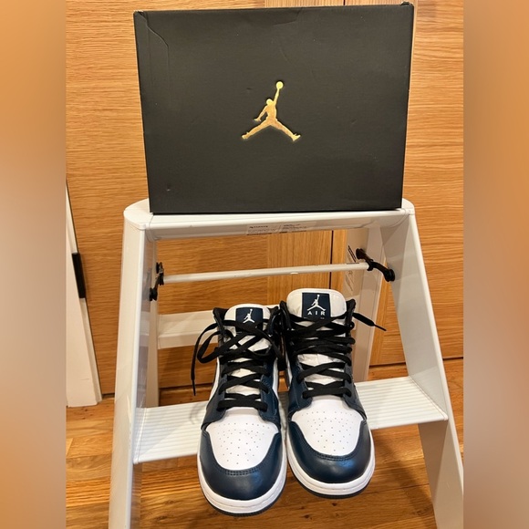 Nike Air Jordan 1 | Mid Sneakers | Armory Navy, White and Black | Size 7Y - Picture 9 of 10